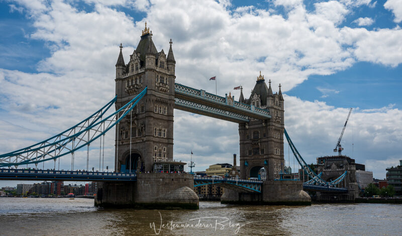 tower bridge london