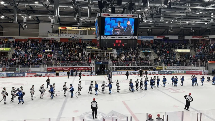 eishockey erci saturn arena