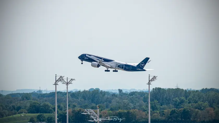 planespotting flughafen muenchen lufthansa airbus