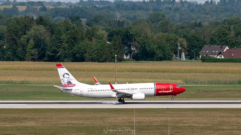 planespotting flughafen muenchen norwegian boing