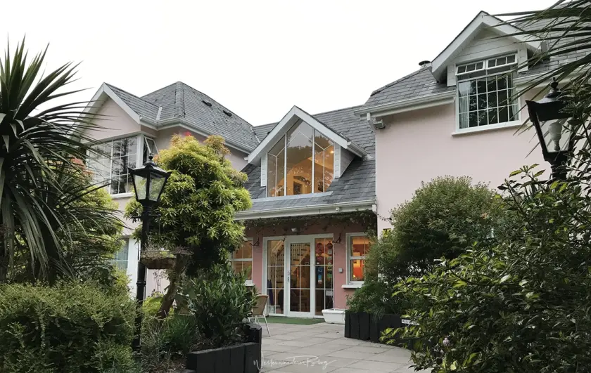 Grove Lodge Guesthouse am River Laune in Killorglin