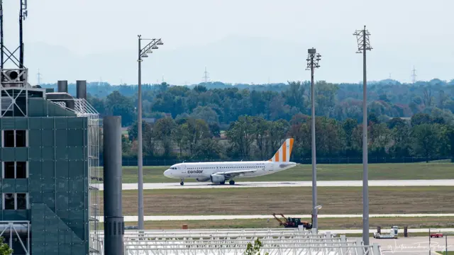 planespotting flughafen muenchen condor